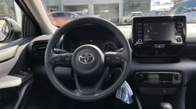 Toyota Yaris Месечни вноски от 319лв с ДДС, снимка 9