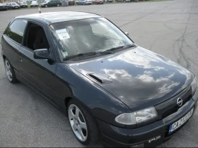 Opel Astra C20XE 2.8 Motronic, снимка 1