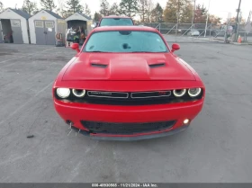 Dodge Challenger 5.7L V-8 VVT, 372HP Rear Wheel Drive, снимка 4