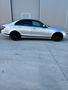 Mercedes-Benz C 200 - 10499 лв. - 53902948 6