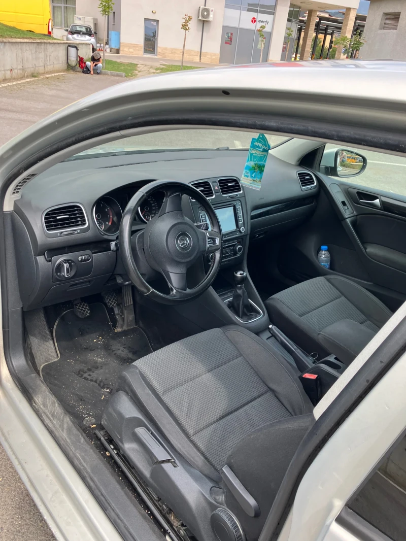 VW Golf, снимка 6 - Автомобили и джипове - 47308543