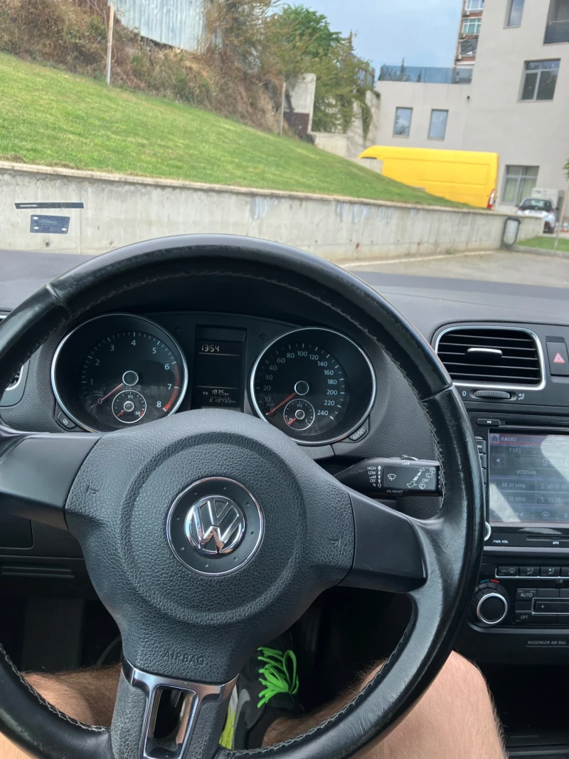 VW Golf, снимка 7 - Автомобили и джипове - 47308543