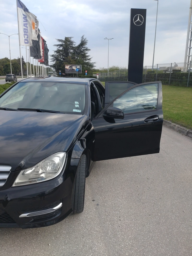 Mercedes-Benz C 200, снимка 17 - Автомобили и джипове - 47327281