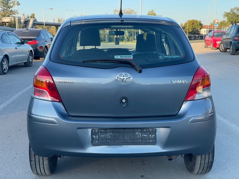 Toyota Yaris 2009 БЕНЗИН, КАТО НОВА!, снимка 5 - Автомобили и джипове - 47750588