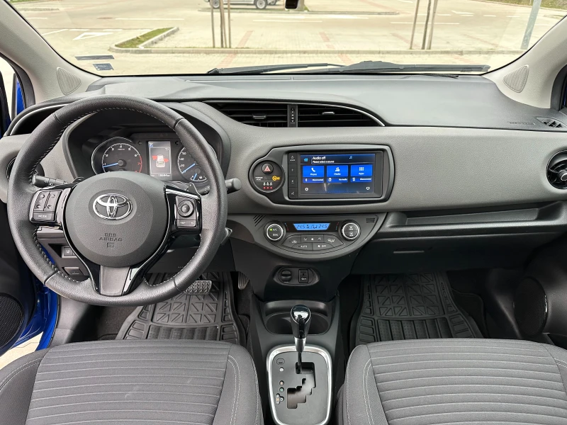 Toyota Yaris, снимка 11 - Автомобили и джипове - 47840686