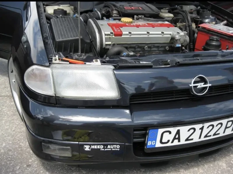 Opel Astra C20XE 2.8 Motronic, снимка 6 - Автомобили и джипове - 47913772