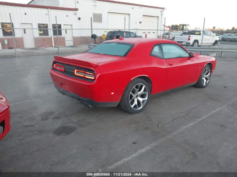 Dodge Challenger 5.7L V-8 VVT, 372HP Rear Wheel Drive, снимка 8 - Автомобили и джипове - 48312208