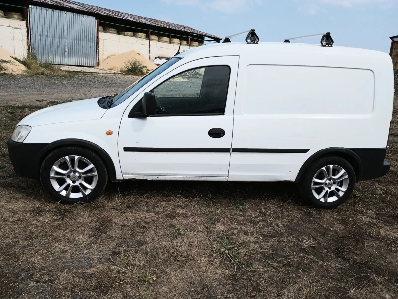 Opel Combo Combo, снимка 17 - Автомобили и джипове - 48450571