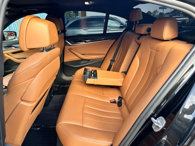 BMW 530 D* XDRIVE* SPORTLINE* , снимка 12 - Автомобили и джипове - 51415457