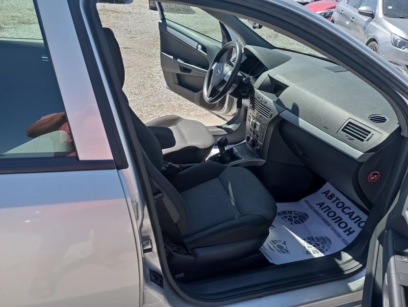Opel Astra 1.4 бензин , снимка 10 - Автомобили и джипове - 52731166