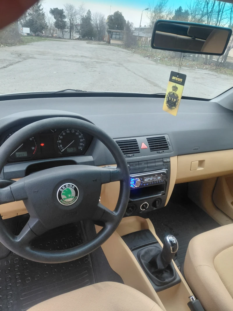 Skoda Fabia 1.9TDI 101kc , снимка 8 - Автомобили и джипове - 52925760