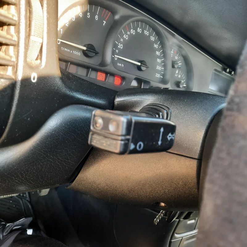 Opel Vectra 1.8/16v/116HP-АВТОМАТ-ГАЗ, снимка 8 - Автомобили и джипове - 53401128