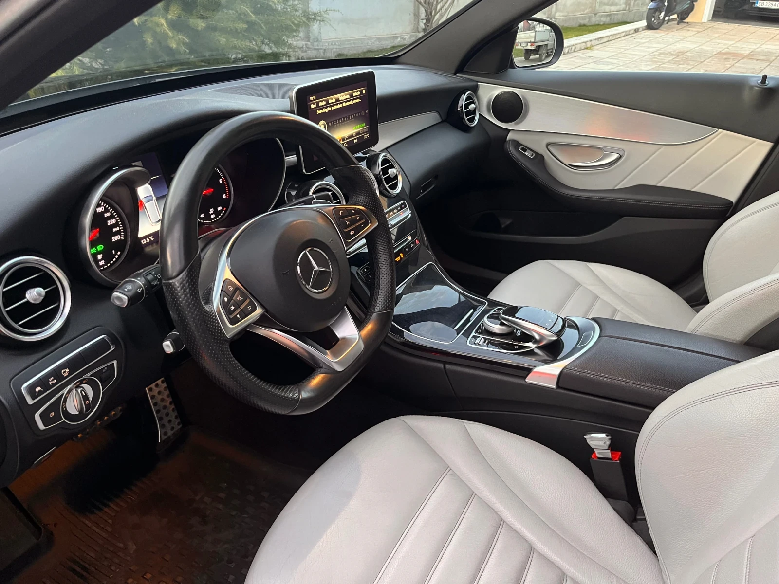 Mercedes-Benz C 220 AMG - изображение 8