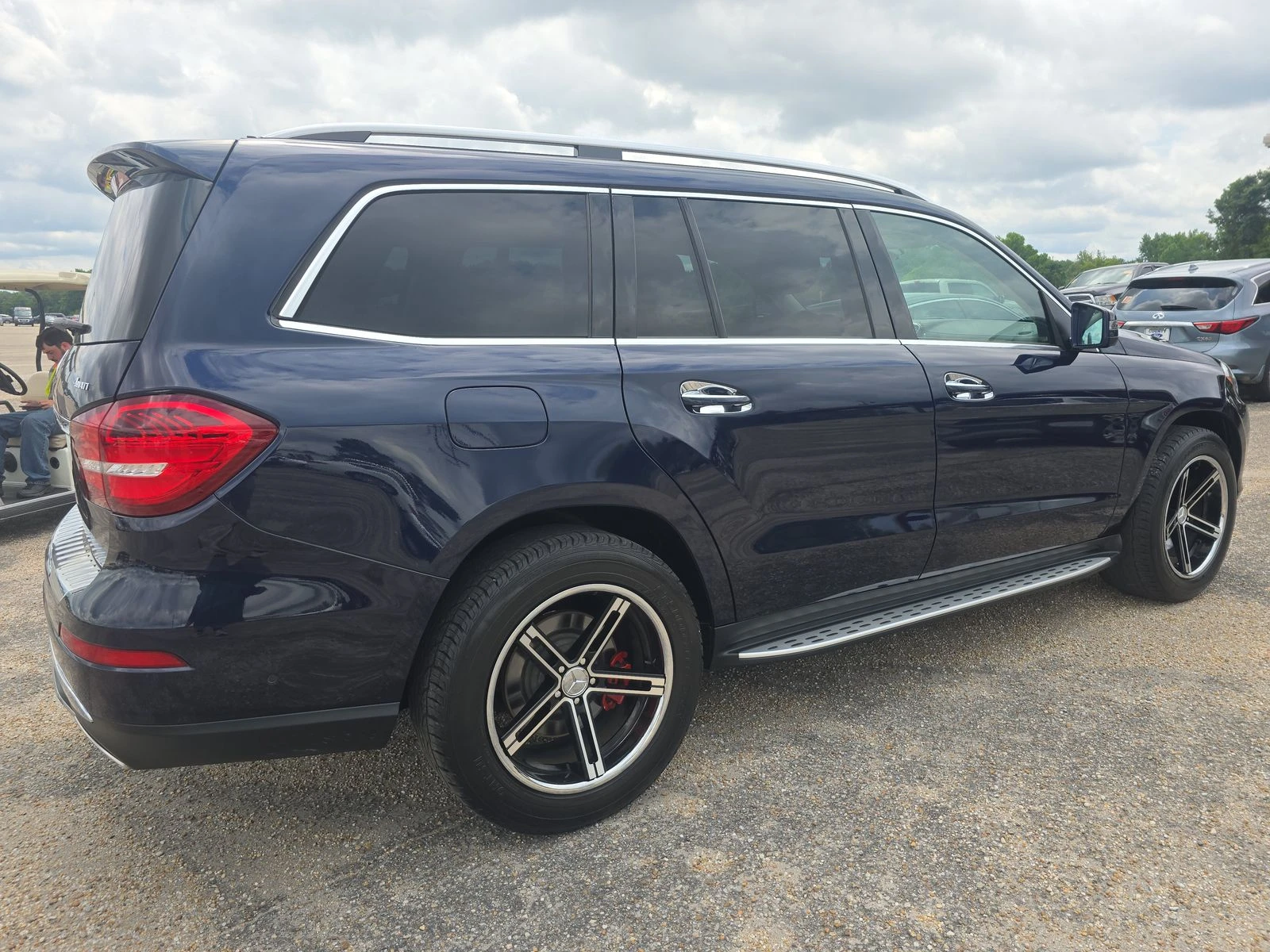 Mercedes-Benz GLS 450 7МЕСТА* HARMAN* 360* LANE ASSIST* KEYLESS GO* PANO - изображение 6