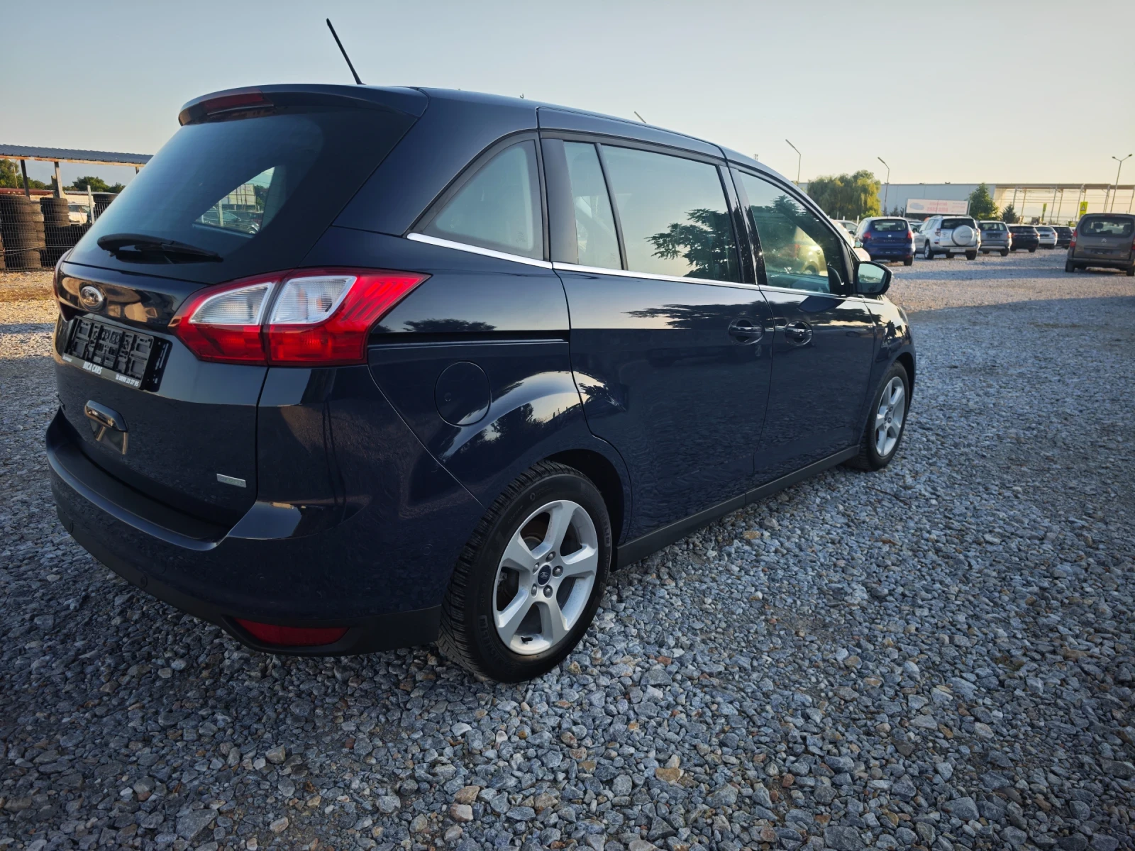 Ford Grand C-Max 1.5i 150  - изображение 4