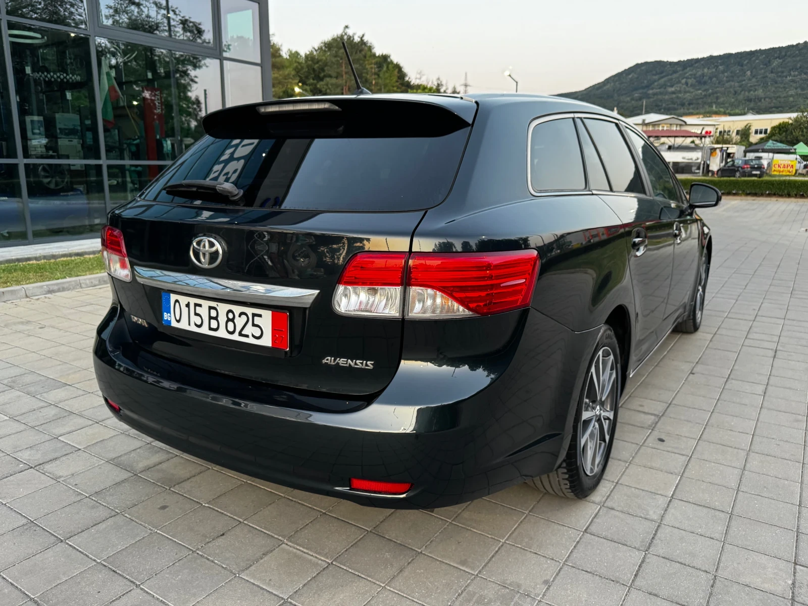 Toyota Avensis 2.0D4D* Navi* Camera* Tempomat* FaceLift*  - изображение 7