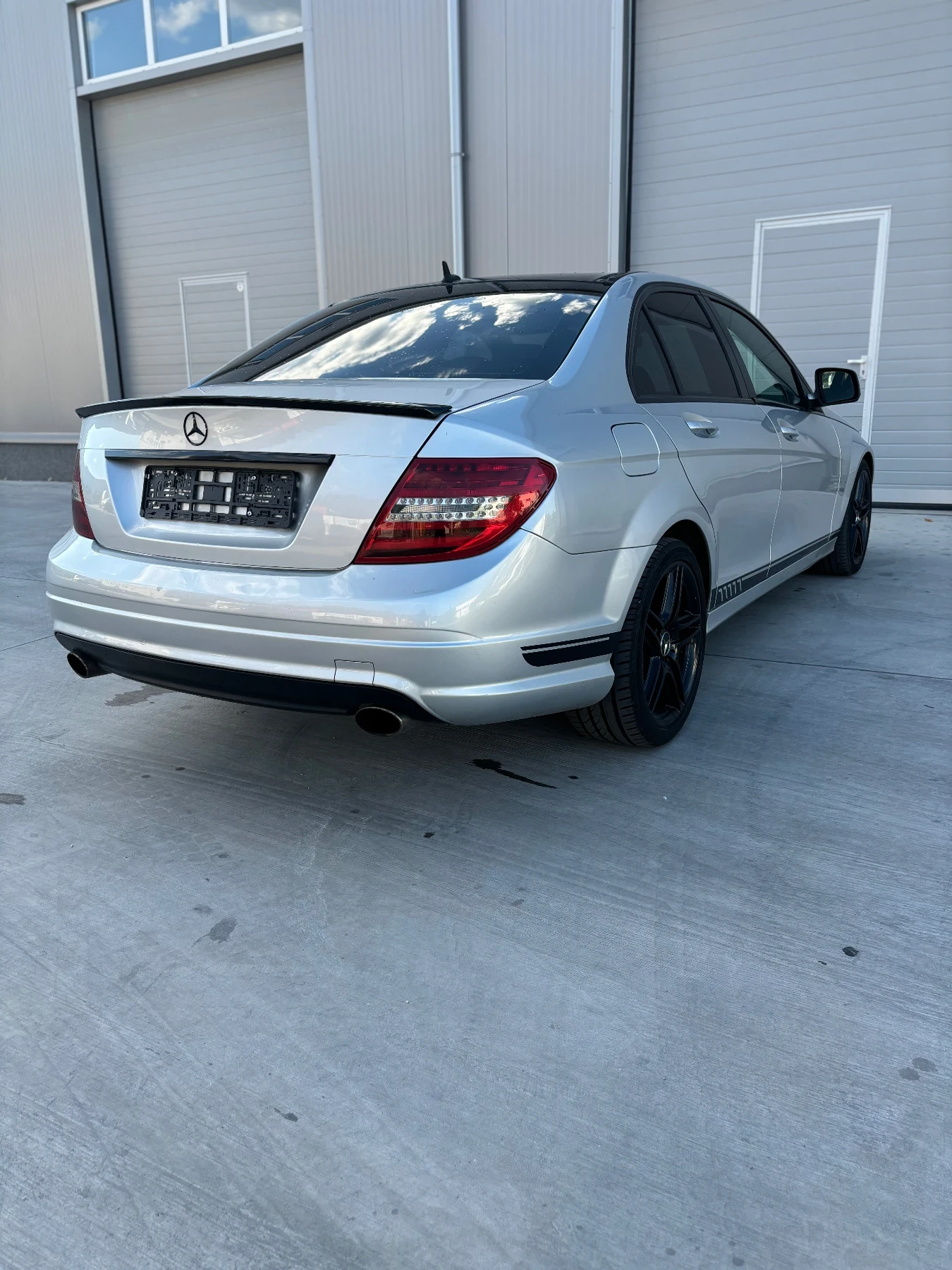Mercedes-Benz C 200 AMG / ВЪЗМОЖЕН ЛИЗИНГ - изображение 7