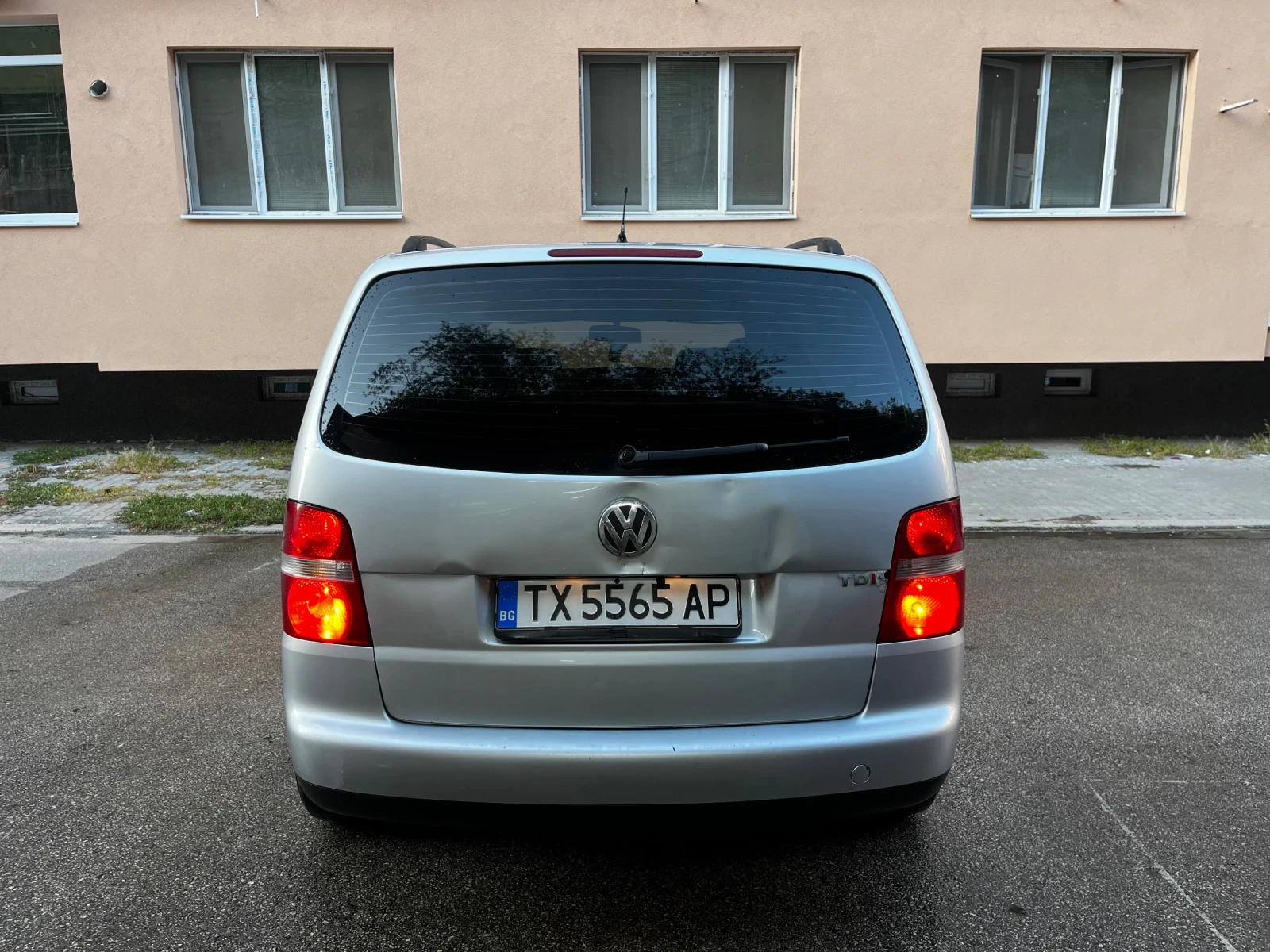 VW Touran VW Touran 1.9TDI 105 6 скорости - изображение 3