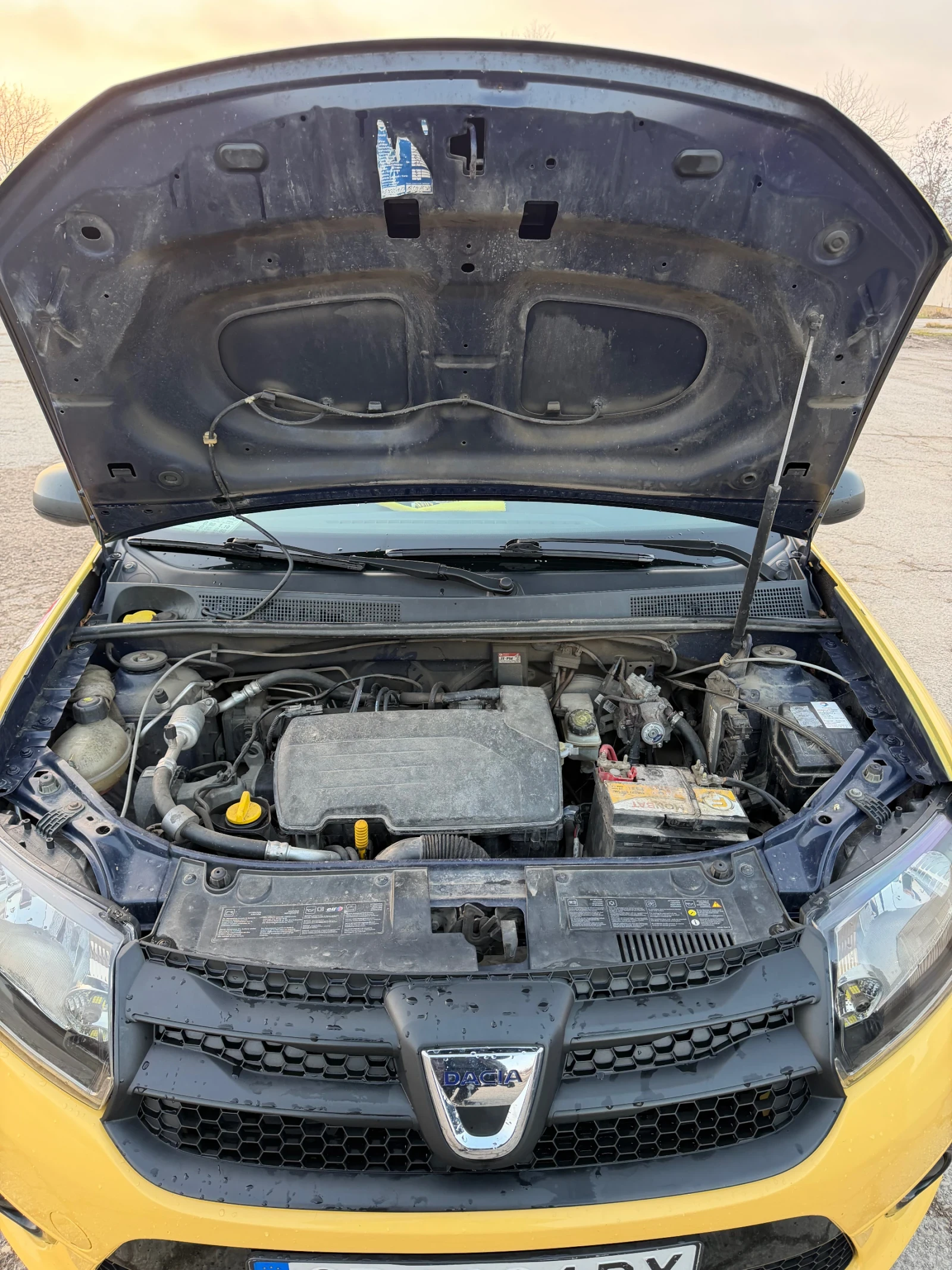 Dacia Sandero  - изображение 7