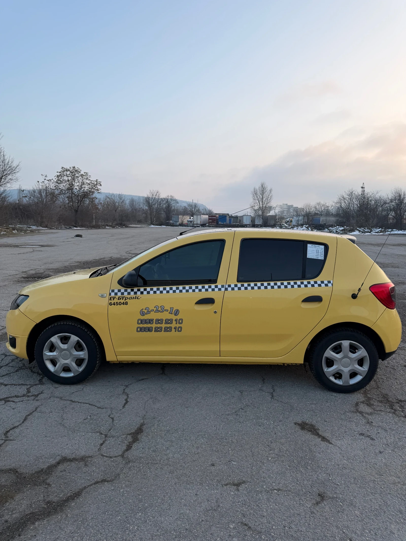 Dacia Sandero  - изображение 6