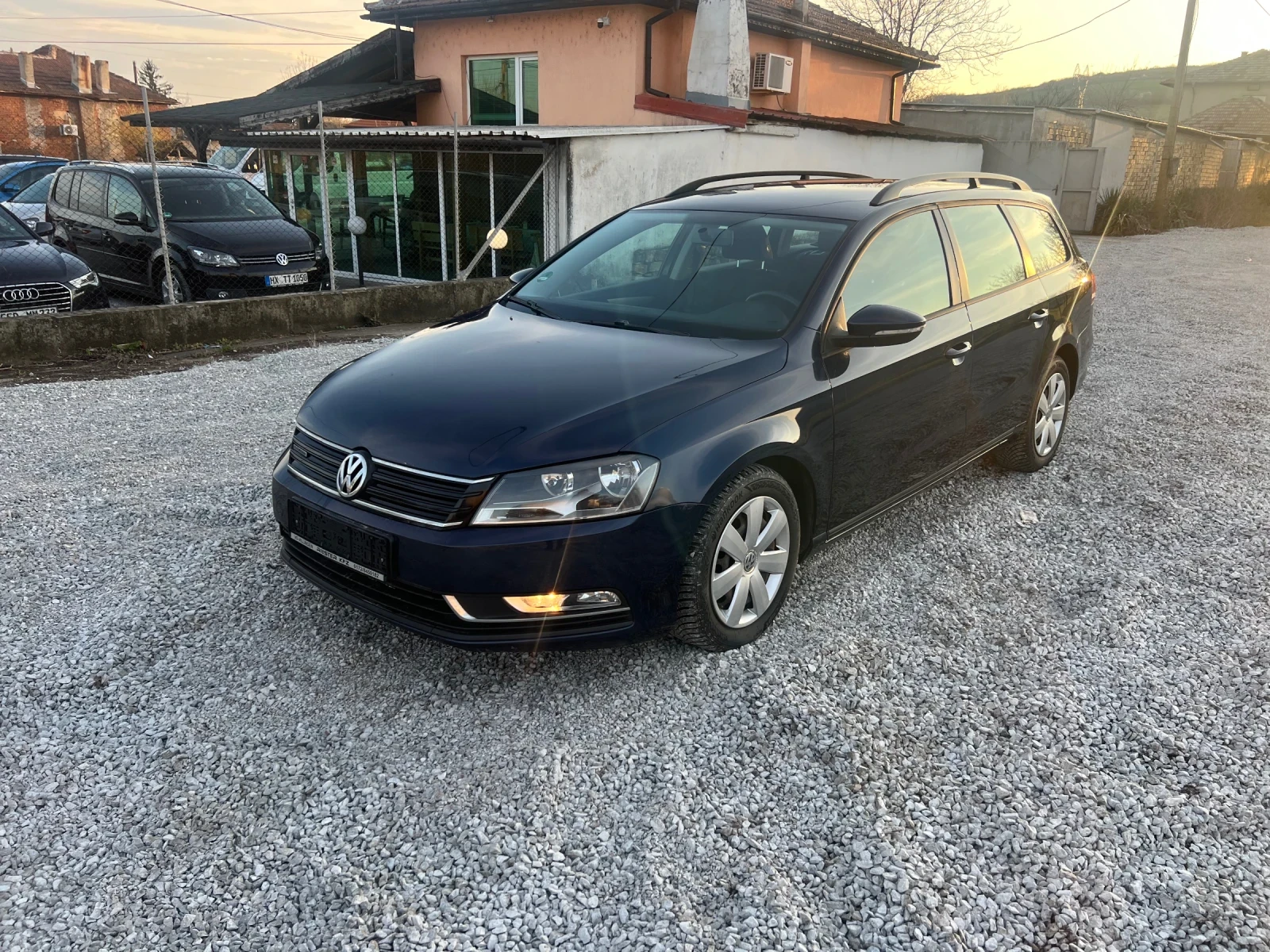 VW Passat, снимка 2 - Автомобили и джипове - 54046538