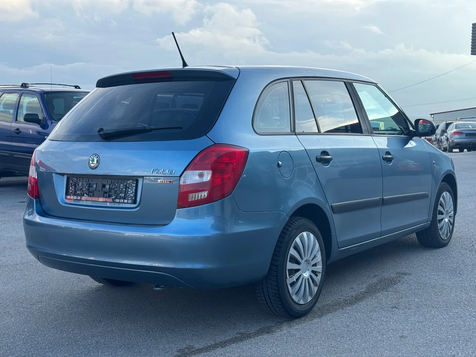 Skoda Fabia 1.2i FACELIFT, снимка 6 - Автомобили и джипове - 54046880