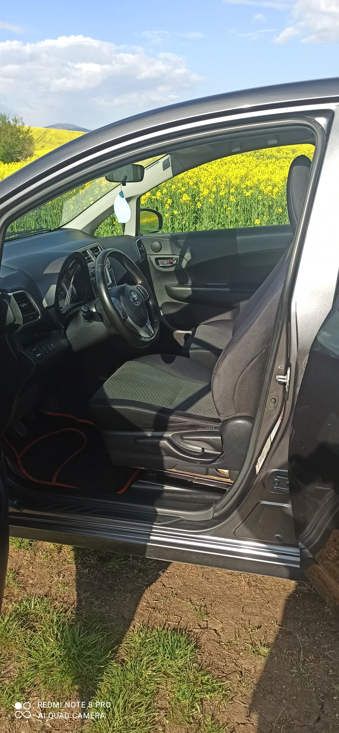 Toyota Verso S Камера Navi, снимка 5 - Автомобили и джипове - 54240837