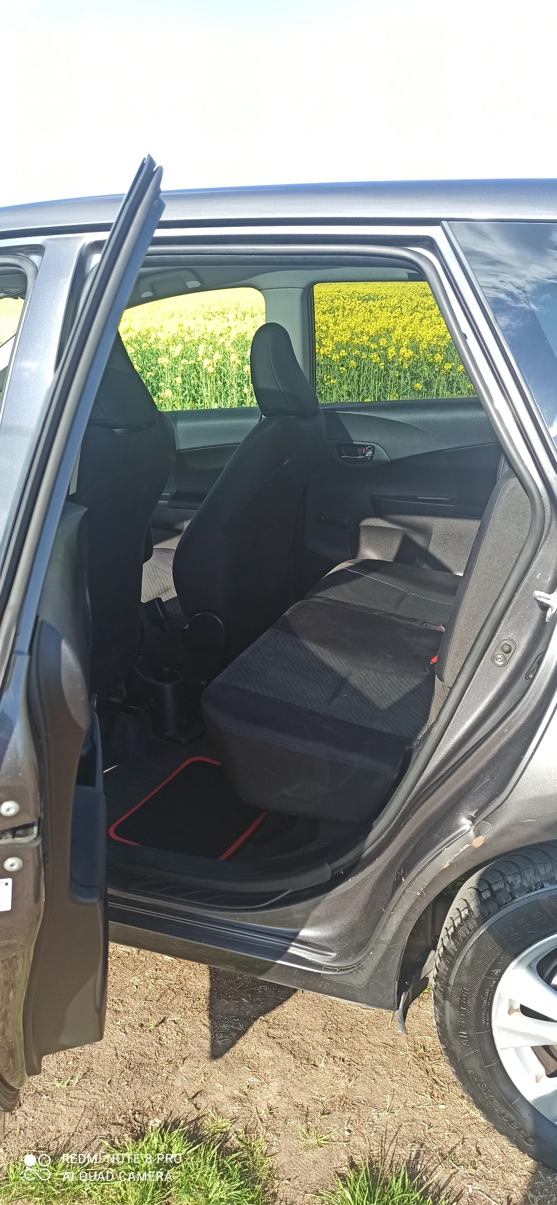 Toyota Verso S Камера Navi, снимка 4 - Автомобили и джипове - 54240837