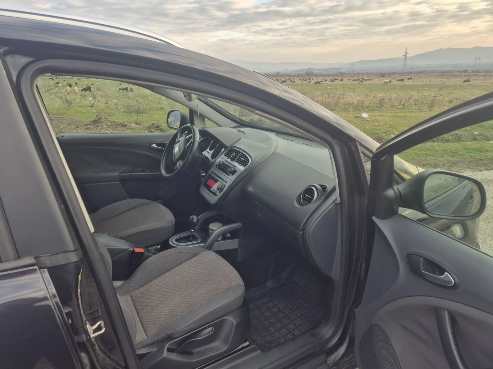 Seat Altea 1, 9 DSG, снимка 9 - Автомобили и джипове - 54328197