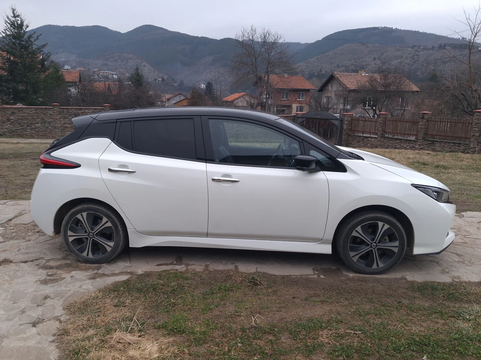 Nissan Leaf  62kW, снимка 4 - Автомобили и джипове - 54447196
