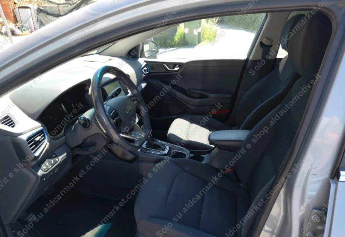 Hyundai Ioniq 1.6 Style , снимка 6 - Автомобили и джипове - 54464154