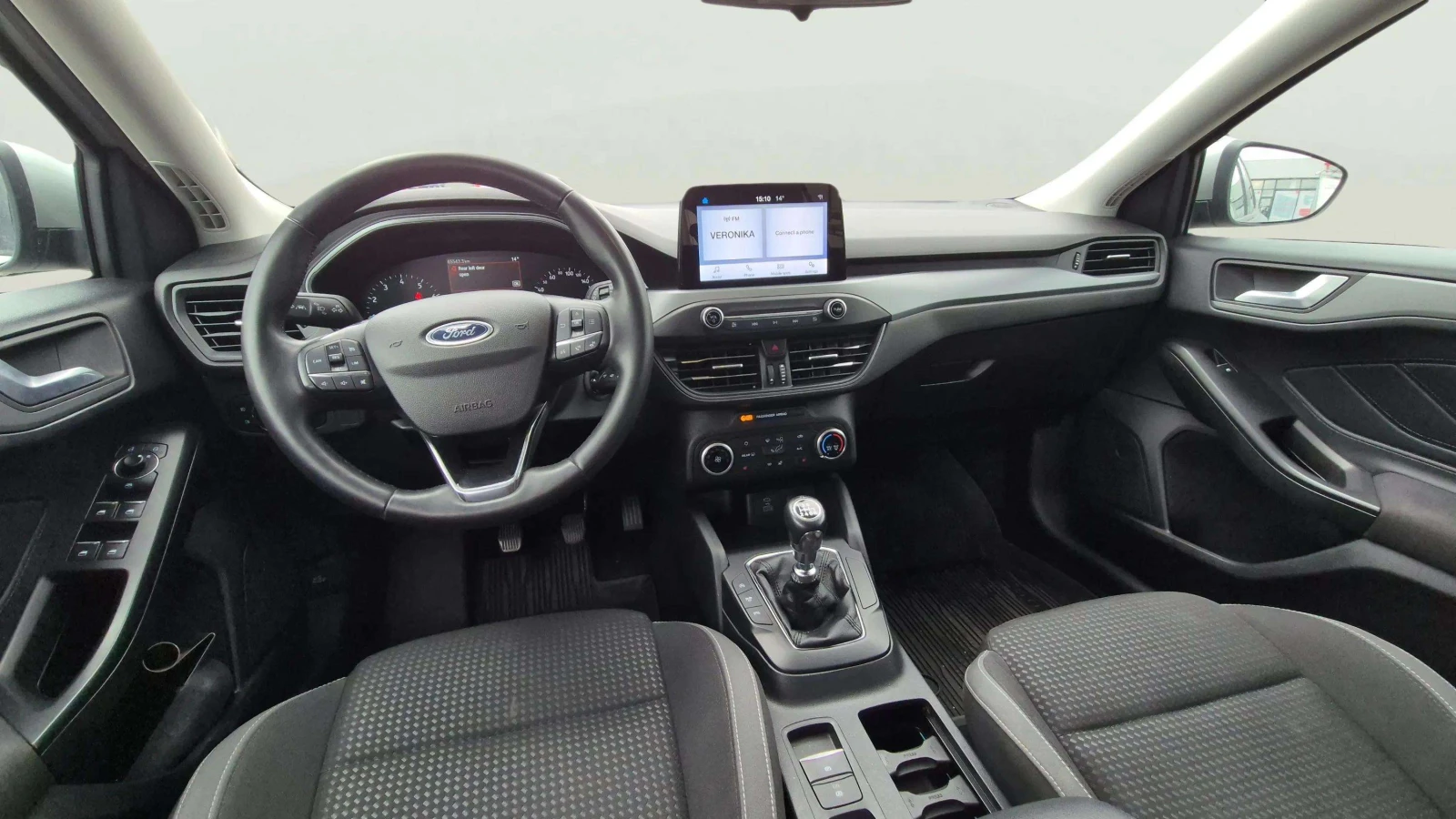 Ford Focus 1.0 EcoBoost, снимка 11 - Автомобили и джипове - 54541110