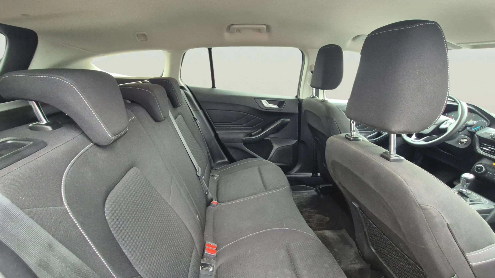 Ford Focus 1.0 EcoBoost, снимка 9 - Автомобили и джипове - 54541110