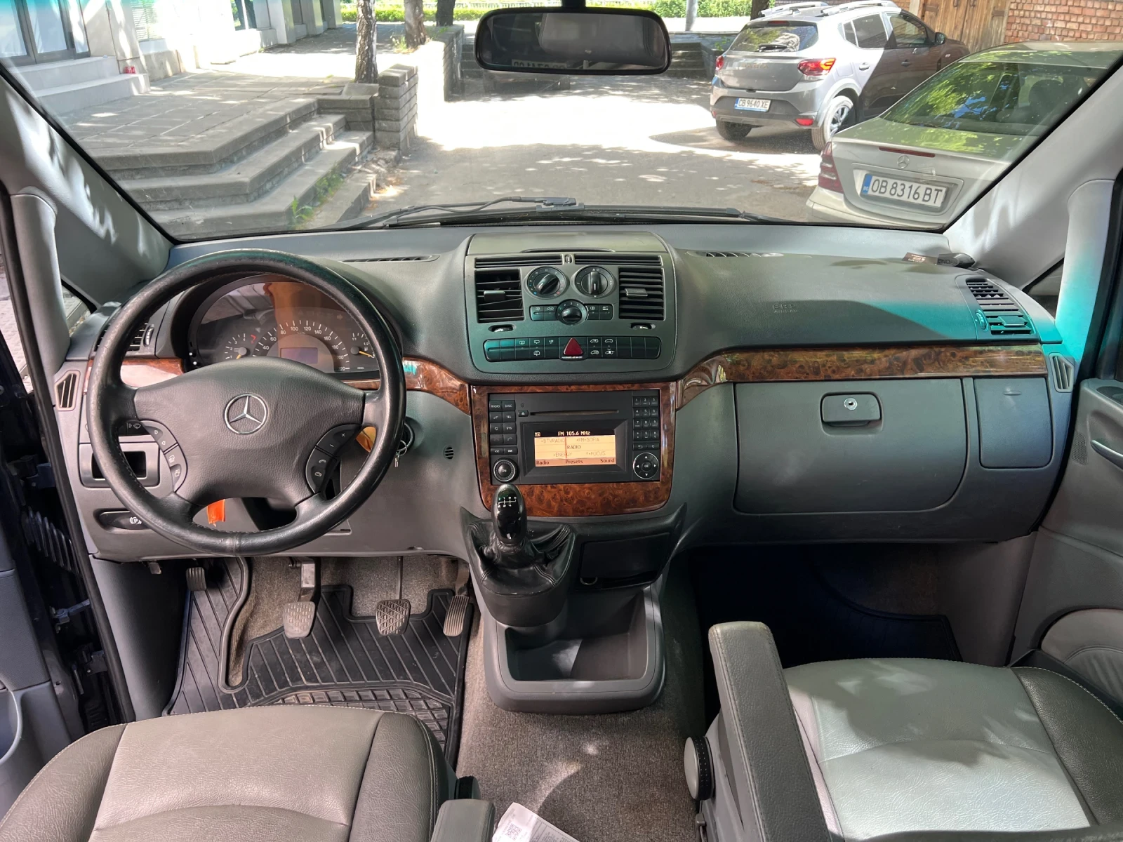 Mercedes-Benz Viano, снимка 11 - Автомобили и джипове - 54917234
