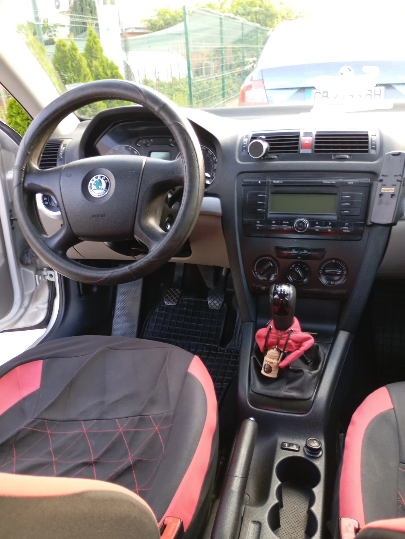 Skoda Octavia, снимка 6 - Автомобили и джипове - 55038124