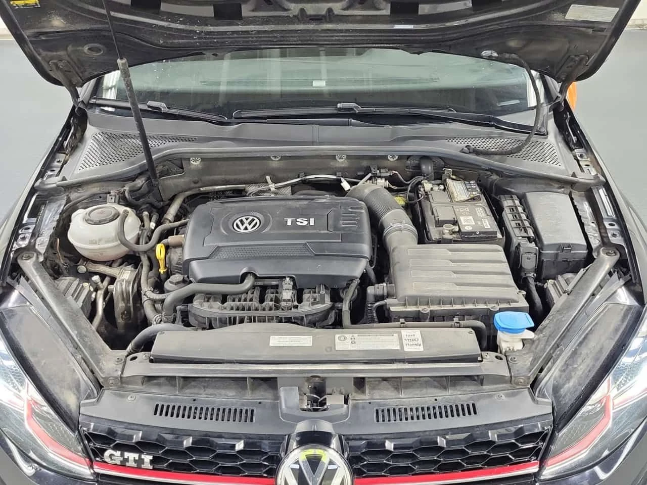VW Golf * AUTOBAHN * CARFAX * , снимка 16 - Автомобили и джипове - 55111457