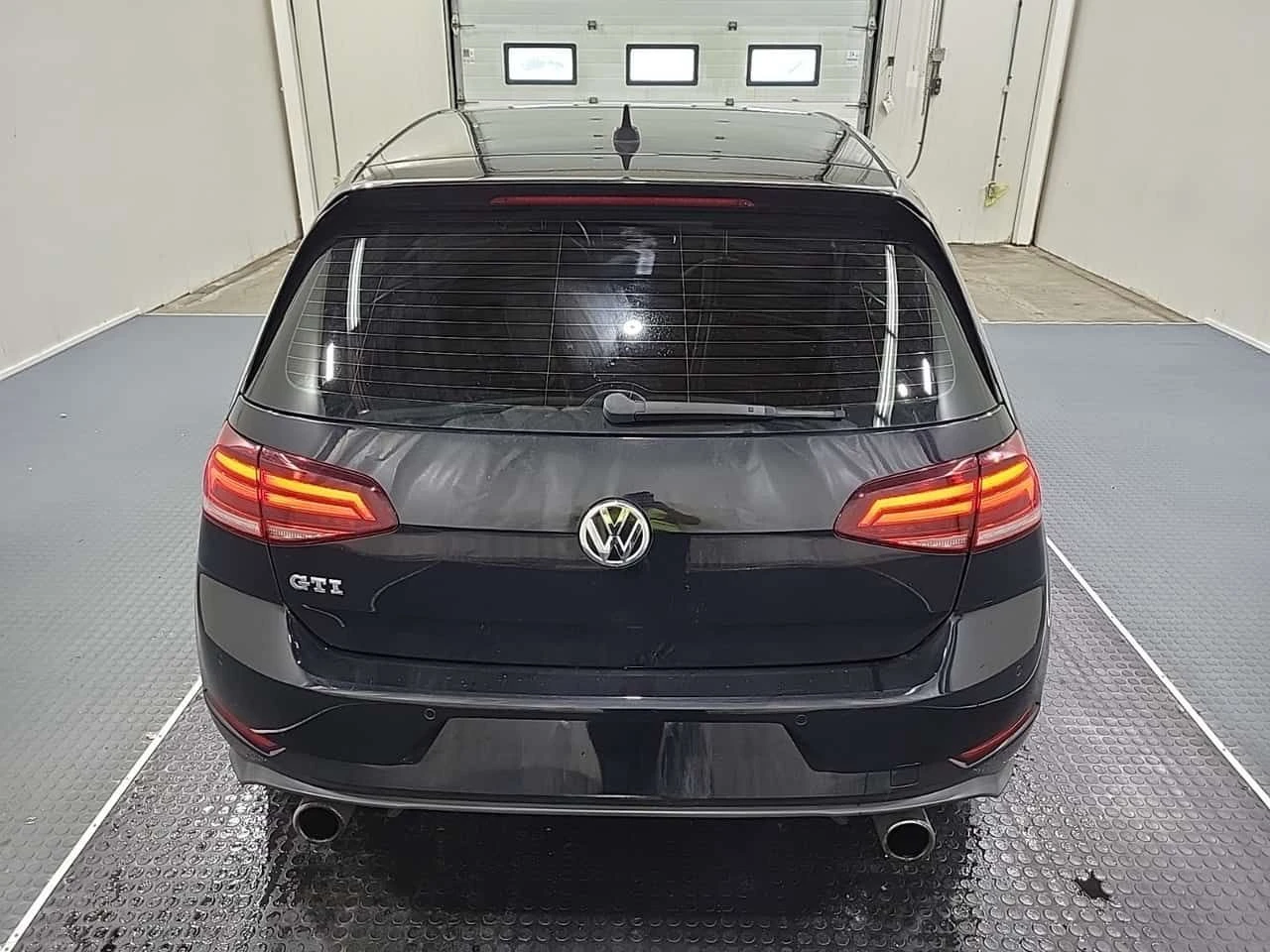 VW Golf * AUTOBAHN * CARFAX * , снимка 4 - Автомобили и джипове - 55111457