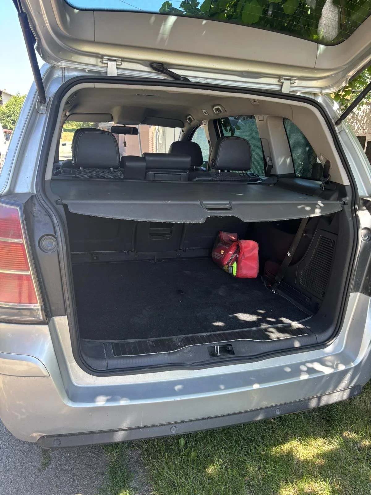 Opel Zafira, снимка 4 - Автомобили и джипове - 55241910