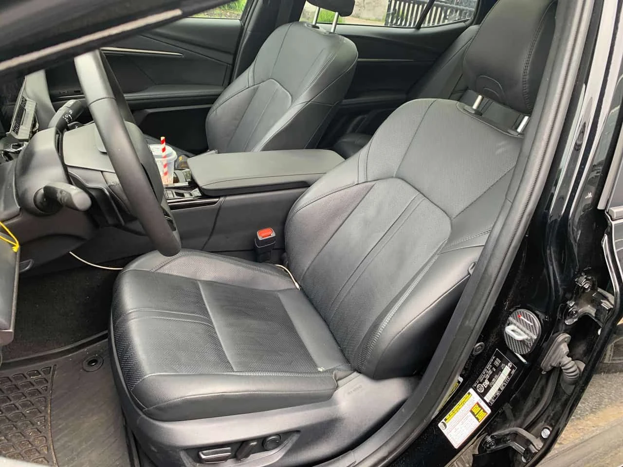 Toyota Camry CVT AWD | CARFAX | АВТОФИНАНСИРАНЕ, снимка 12 - Автомобили и джипове - 55710834