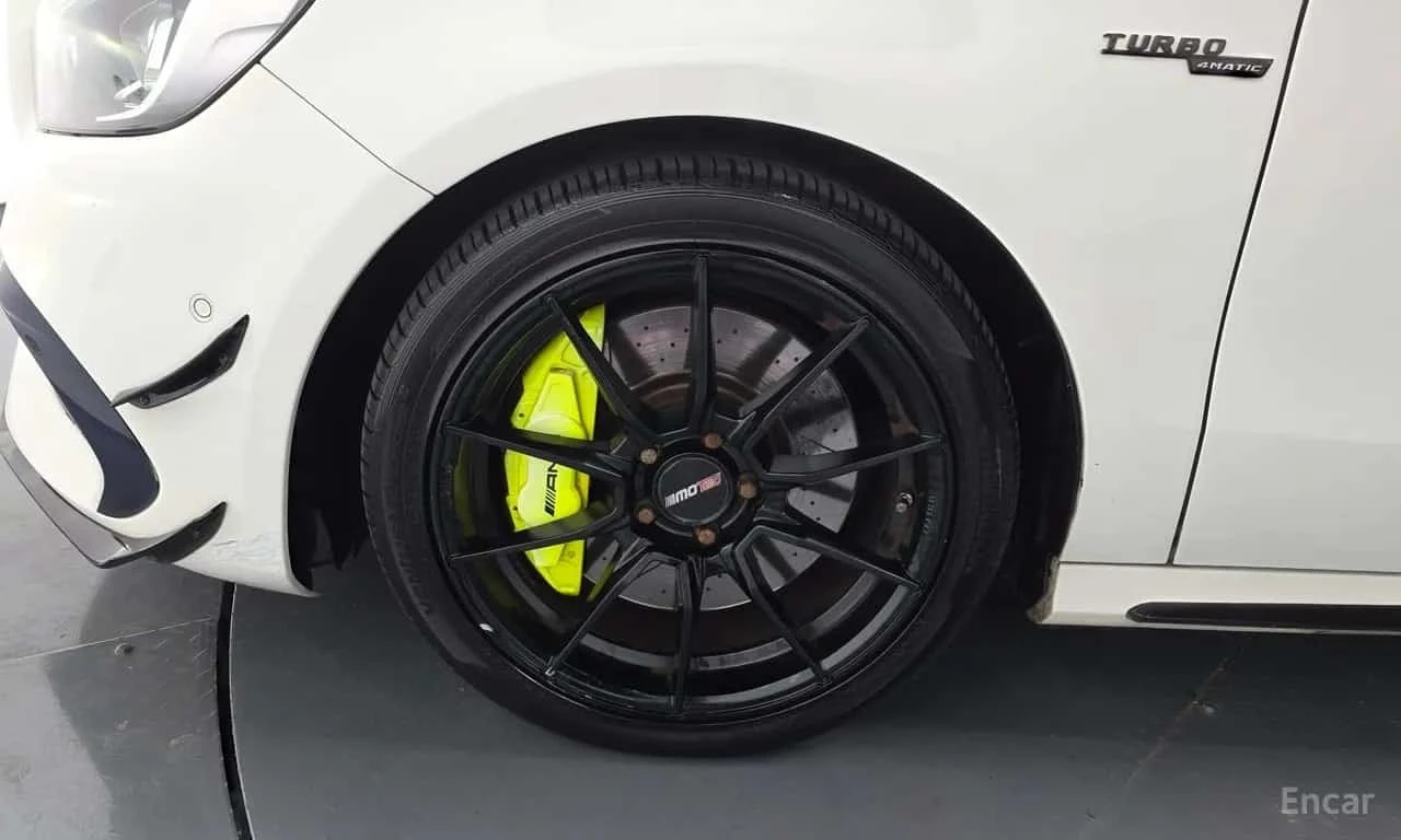 Mercedes-Benz A45 AMG * 4MATIC * KEYLESS * ФИКСИРАНА ЦЕНА ДО БЪЛГАРИЯ* , снимка 5 - Автомобили и джипове - 56199520