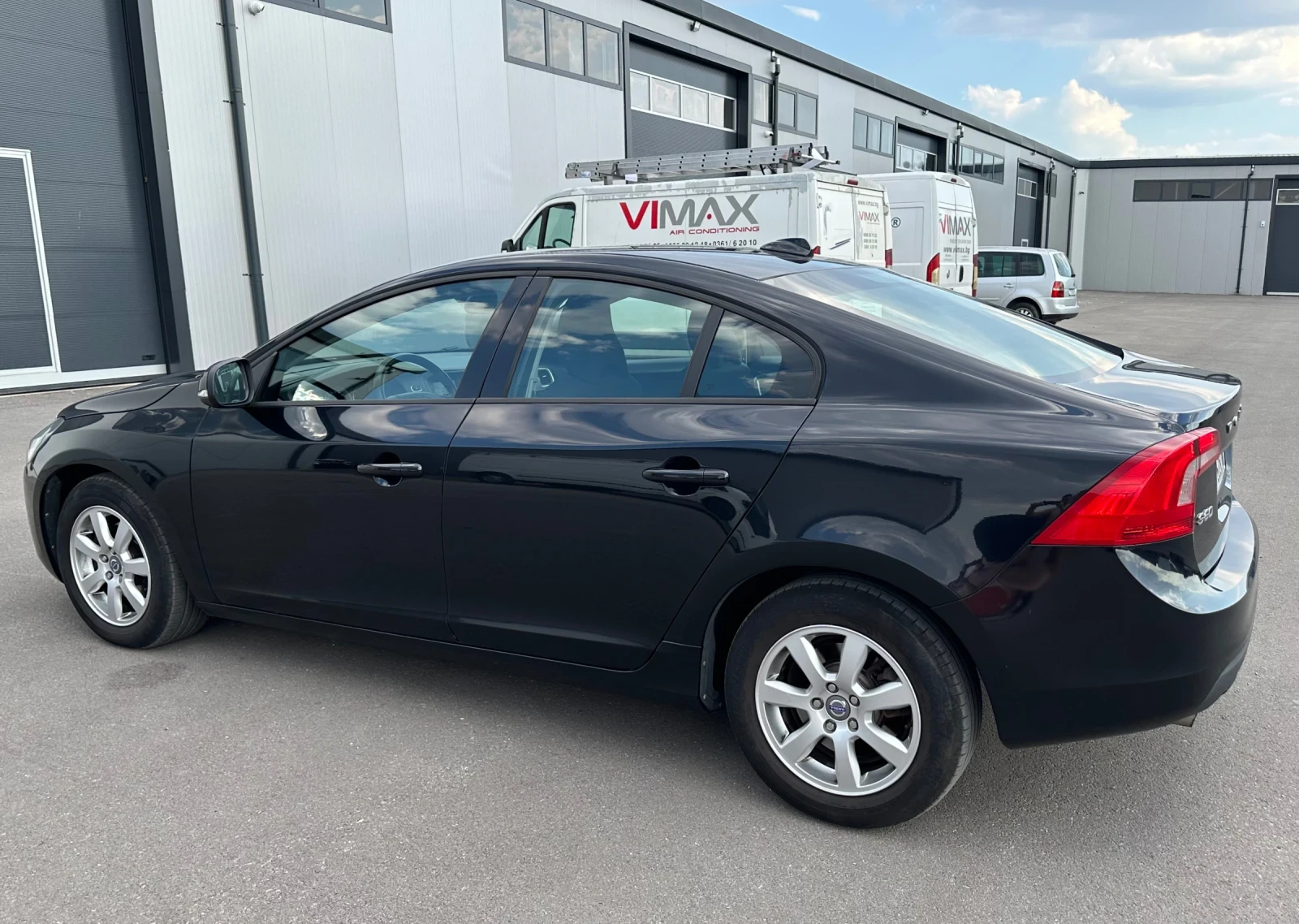 Volvo S60 D3, снимка 5 - Автомобили и джипове - 56274473