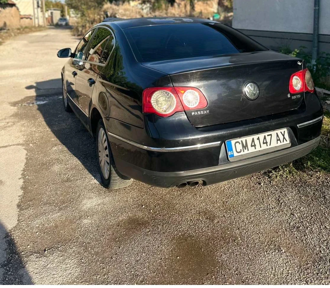 VW Passat, снимка 2 - Автомобили и джипове - 56502924