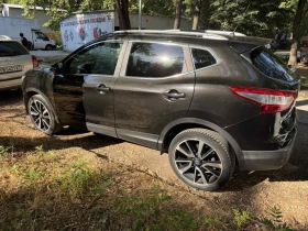 Nissan Qashqai Benzin Tekna Auto 360kam, снимка 4