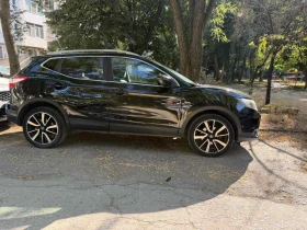 Nissan Qashqai Benzin Tekna Auto 360kam, снимка 8