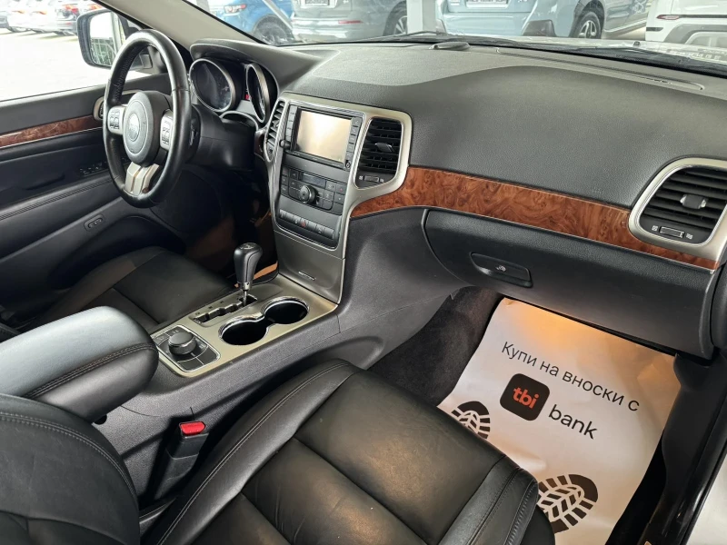 Jeep Grand cherokee 3.0* 250ps* 4x4* 163хл.км* КОЖА* НАВИ* КАМЕРА, снимка 9 - Автомобили и джипове - 52848379