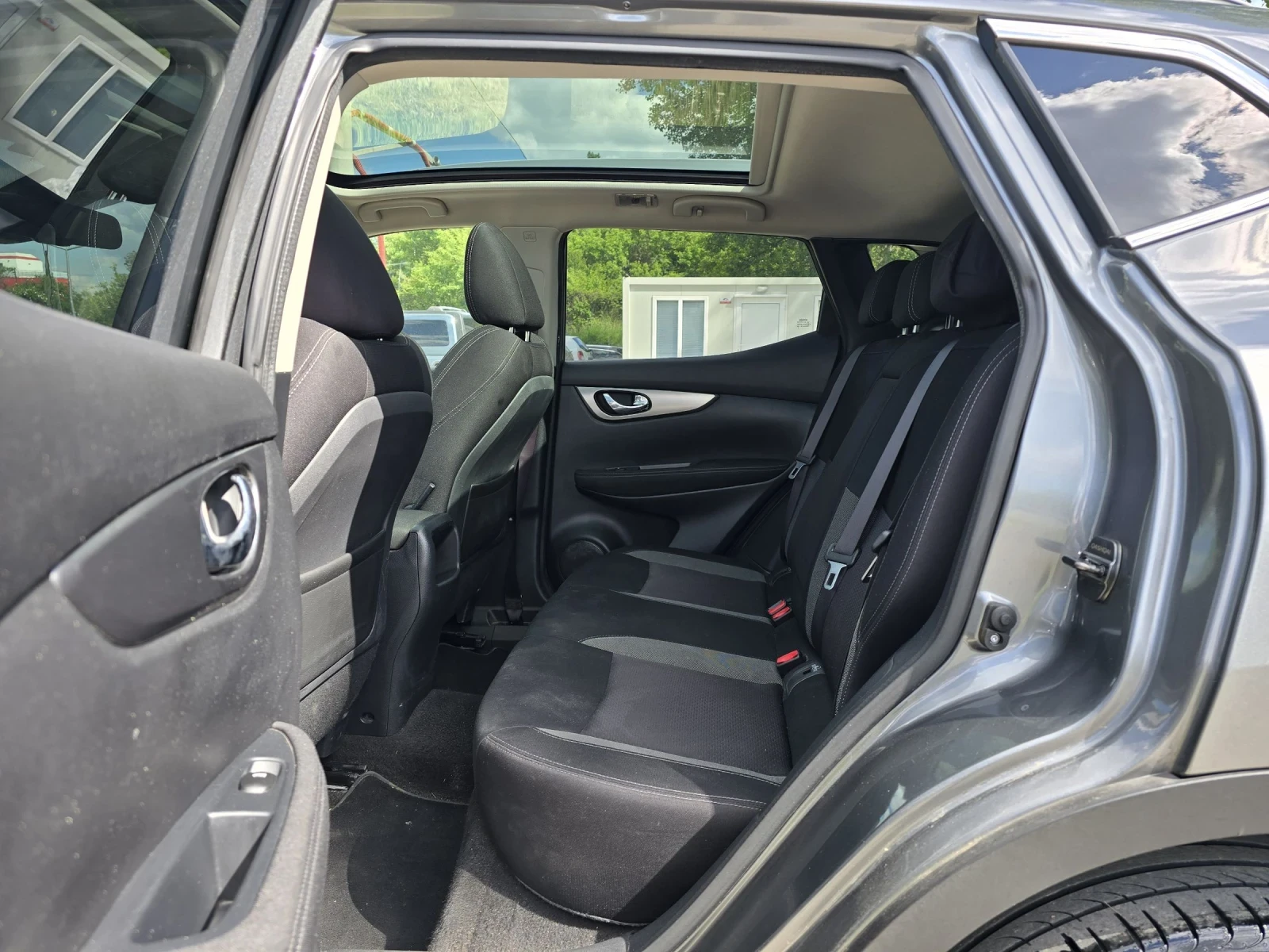 Nissan Qashqai 1.6DCI/130KC/4X4/ПАНОРАМА/ЛЕД - изображение 10