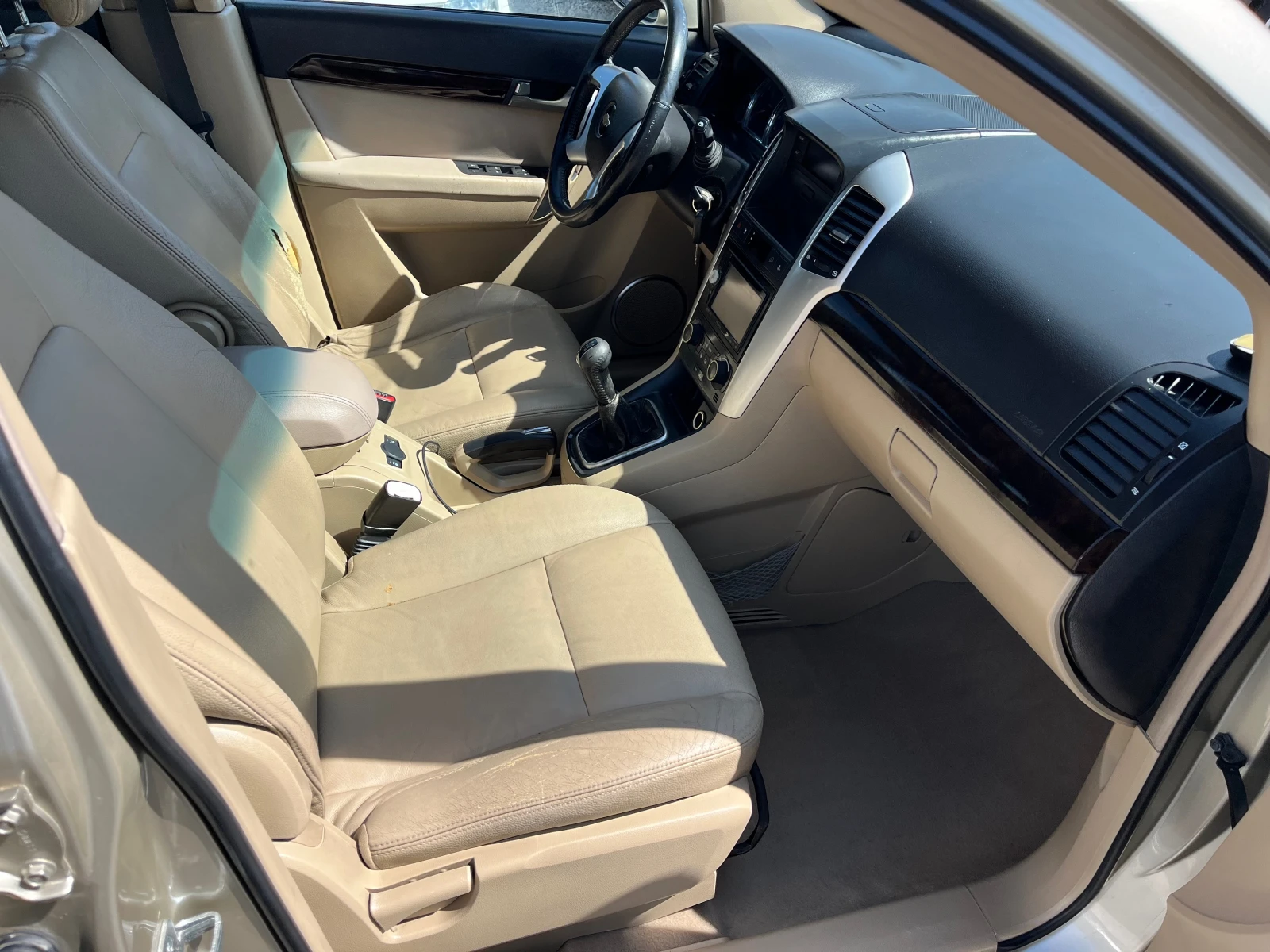 Chevrolet Captiva 2.0VCDI 4x4 6+ 1 | Mobile.bg — изображение 12