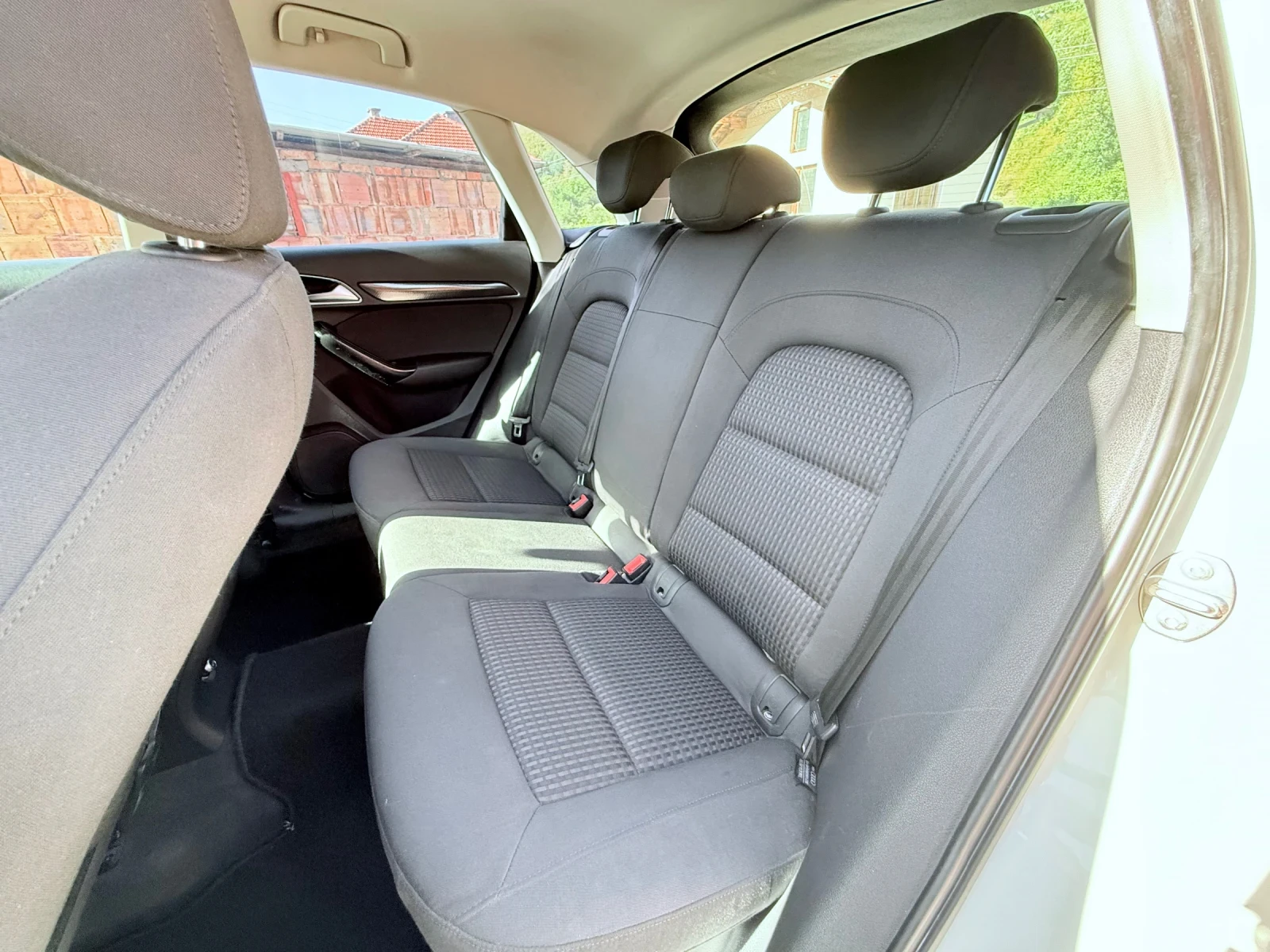 Audi Q3 2.0TDI Full Led/Navi/Bi-xenon/сервизна история/Top - изображение 8