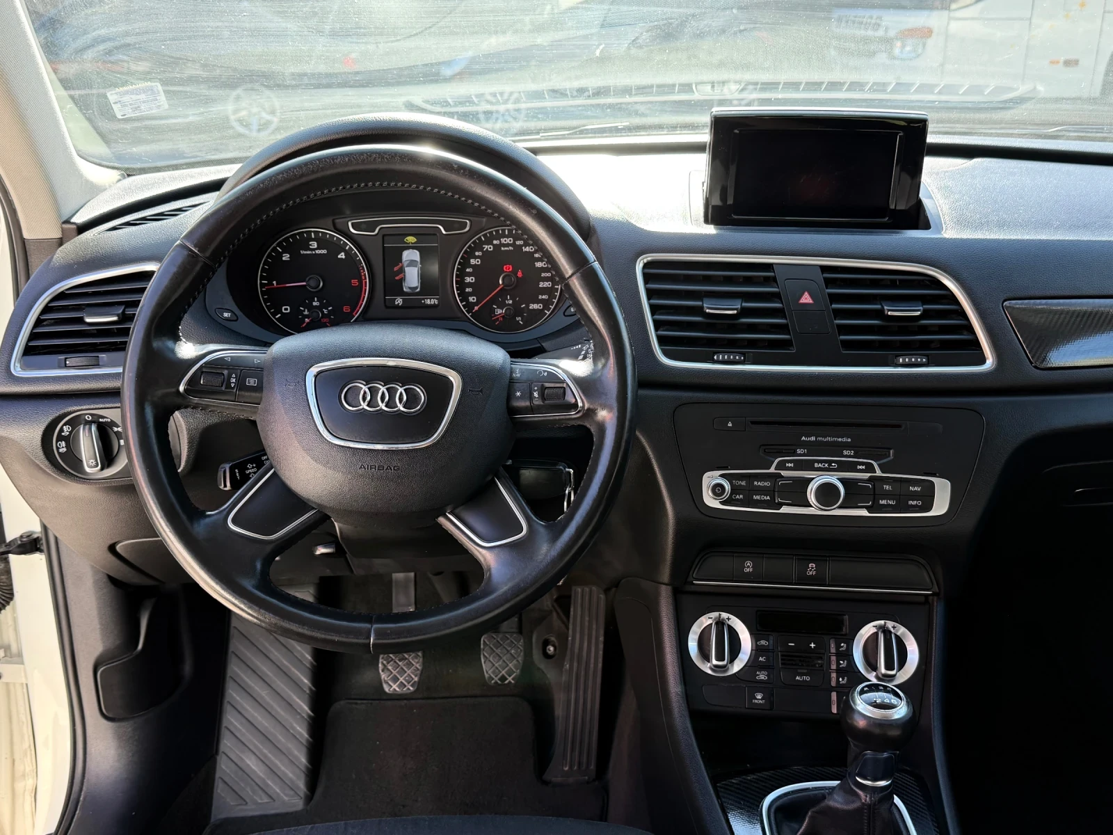 Audi Q3 2.0TDI Full Led/Navi/Bi-xenon/сервизна история/Top - изображение 7