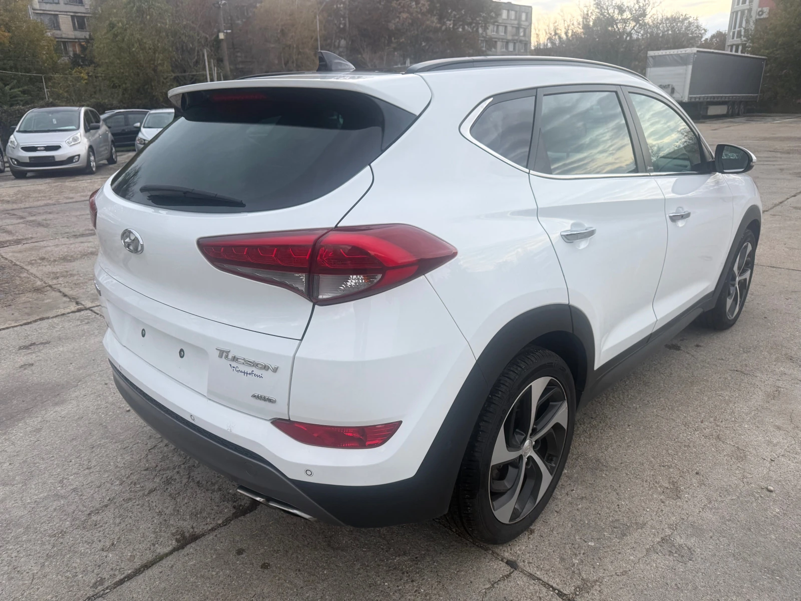 Hyundai Tucson 2.0 CRDI 4x4 | Mobile.bg   5